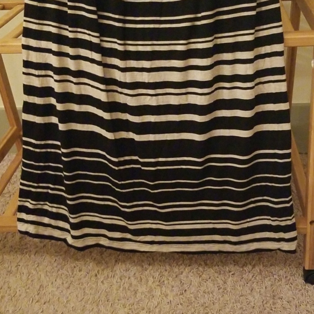 Dress - Picture 6 of 8